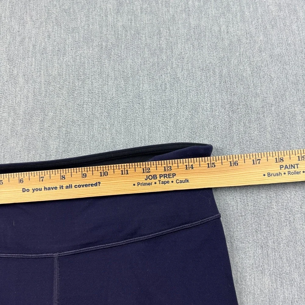 Lululemon Womens Leggings 10 Purple Black Wunder Under Cropped‎ 23
